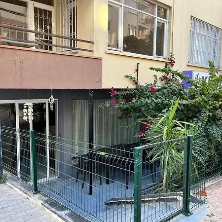 Deniz's Fun Apartment